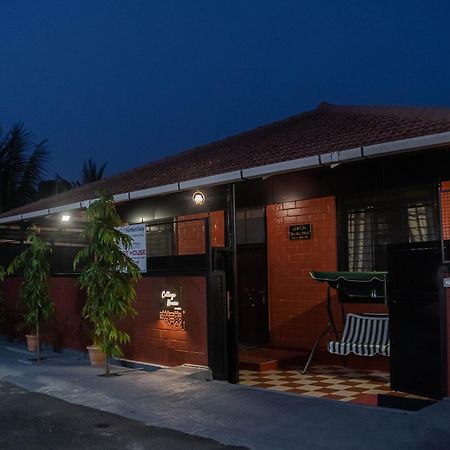 Udupi Homestay - Cottage House - Dendoorkatte 外观 照片